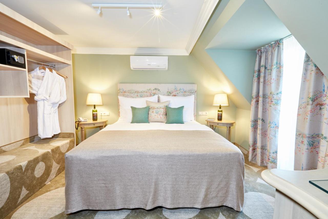 Crocus Gere Bor Hotel Resort & Wine Spa Villány Dış mekan fotoğraf