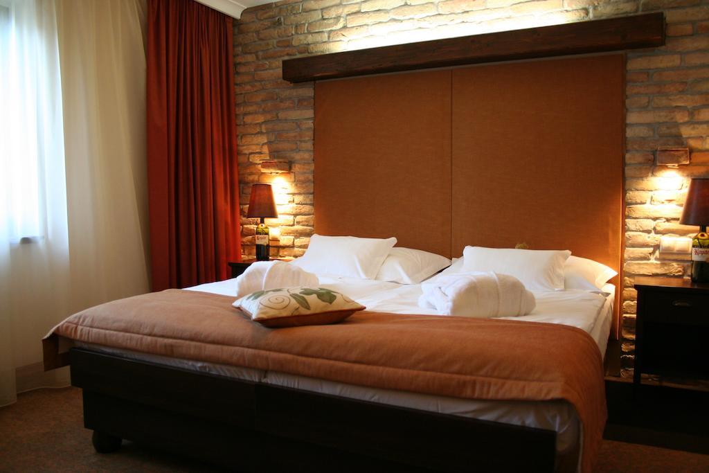 Crocus Gere Bor Hotel Resort & Wine Spa Villány Dış mekan fotoğraf